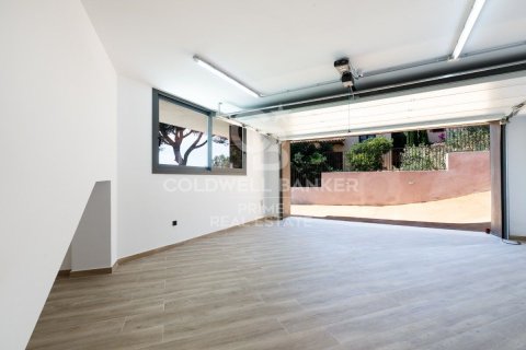 House for sale in Begur, Girona, Spain 4 bedrooms, 282 sq.m. No. 160405 - photo 23