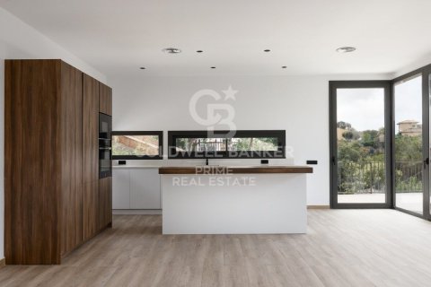 Продажа дома в Бегур, Герона, Испания 4 спальни, 282м2 №160405 - фото 4