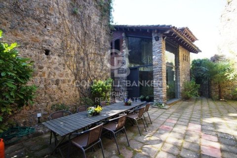 House for sale in Girona, Spain 6 bedrooms, 370 sq.m. No. 160408 - photo 14