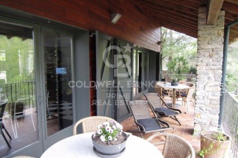 House for sale in Girona, Spain 6 bedrooms, 370 sq.m. No. 160408 - photo 13