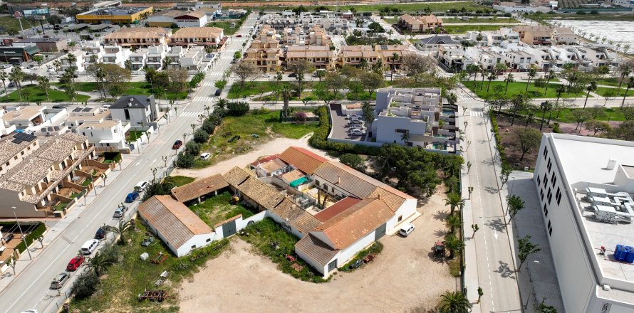 House à Pilar de la Horadada, Alicante, Espagne 3 chambres, 112.1 m2 No. 173713
