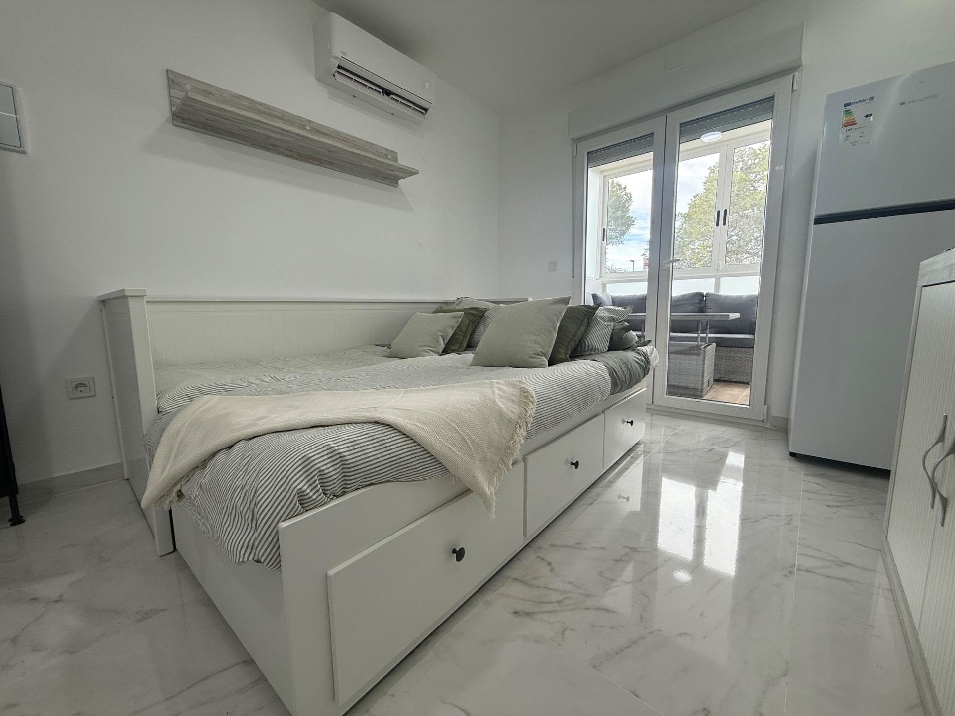 Apartment à Ciudad Quesada, Alicante, Espagne 1 pièce, 30 m2 No. 196964