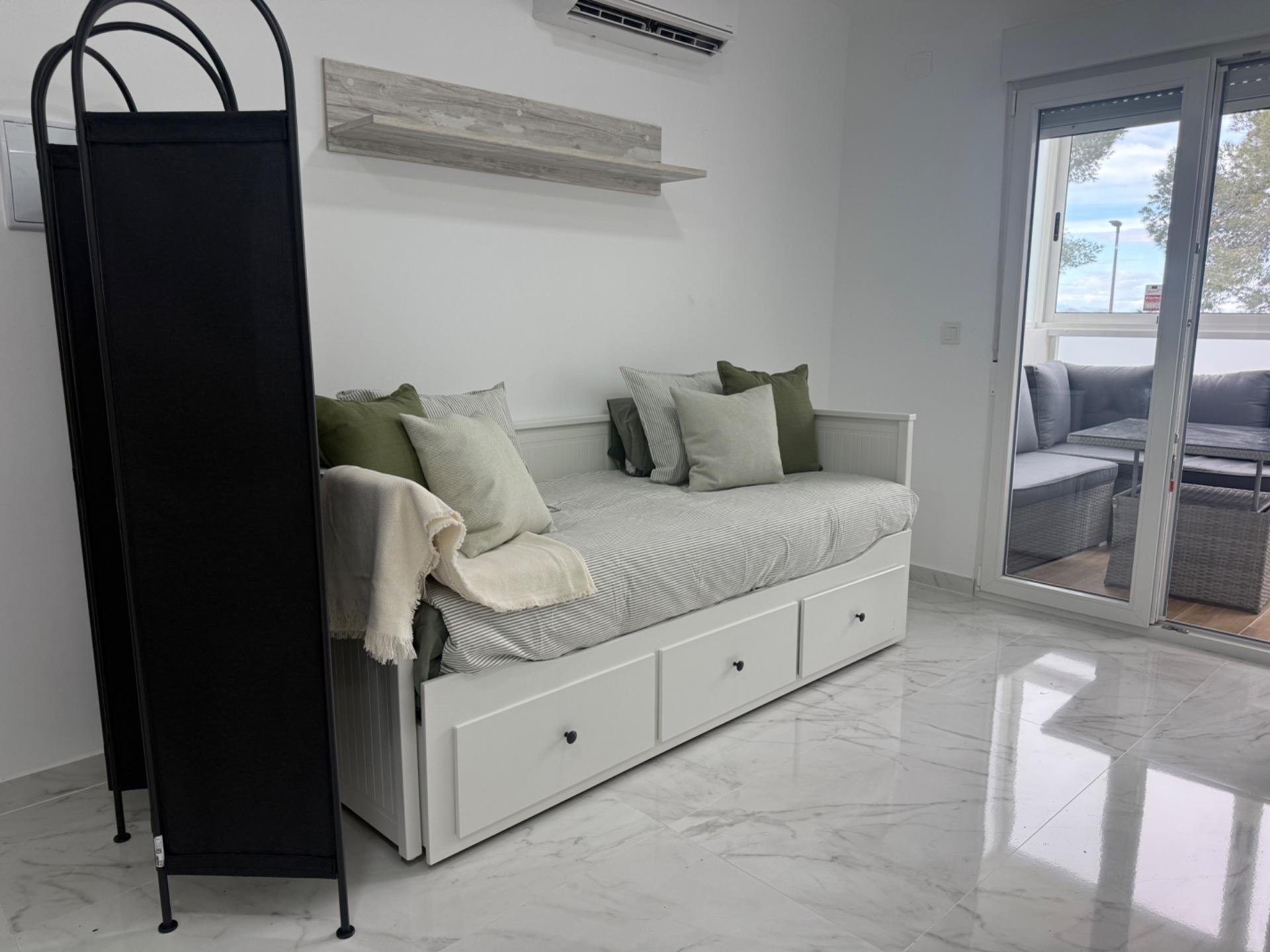 Apartment à Ciudad Quesada, Alicante, Espagne 1 pièce, 30 m2 No. 196964