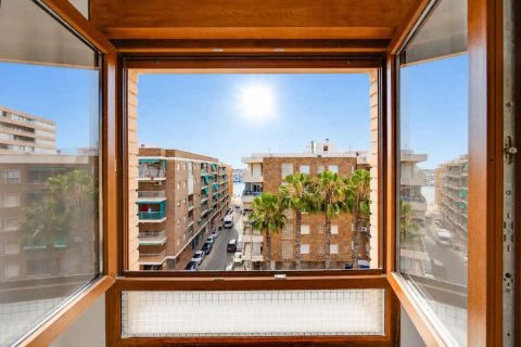 Huoneisto myytävänä Alicante, Espanja, 3 makuuhuonetta, 90 m2 No. 196965 - kuva 24