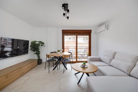 Huoneisto myytävänä Alicante, Espanja, 3 makuuhuonetta, 90 m2 No. 196965 - kuva 9