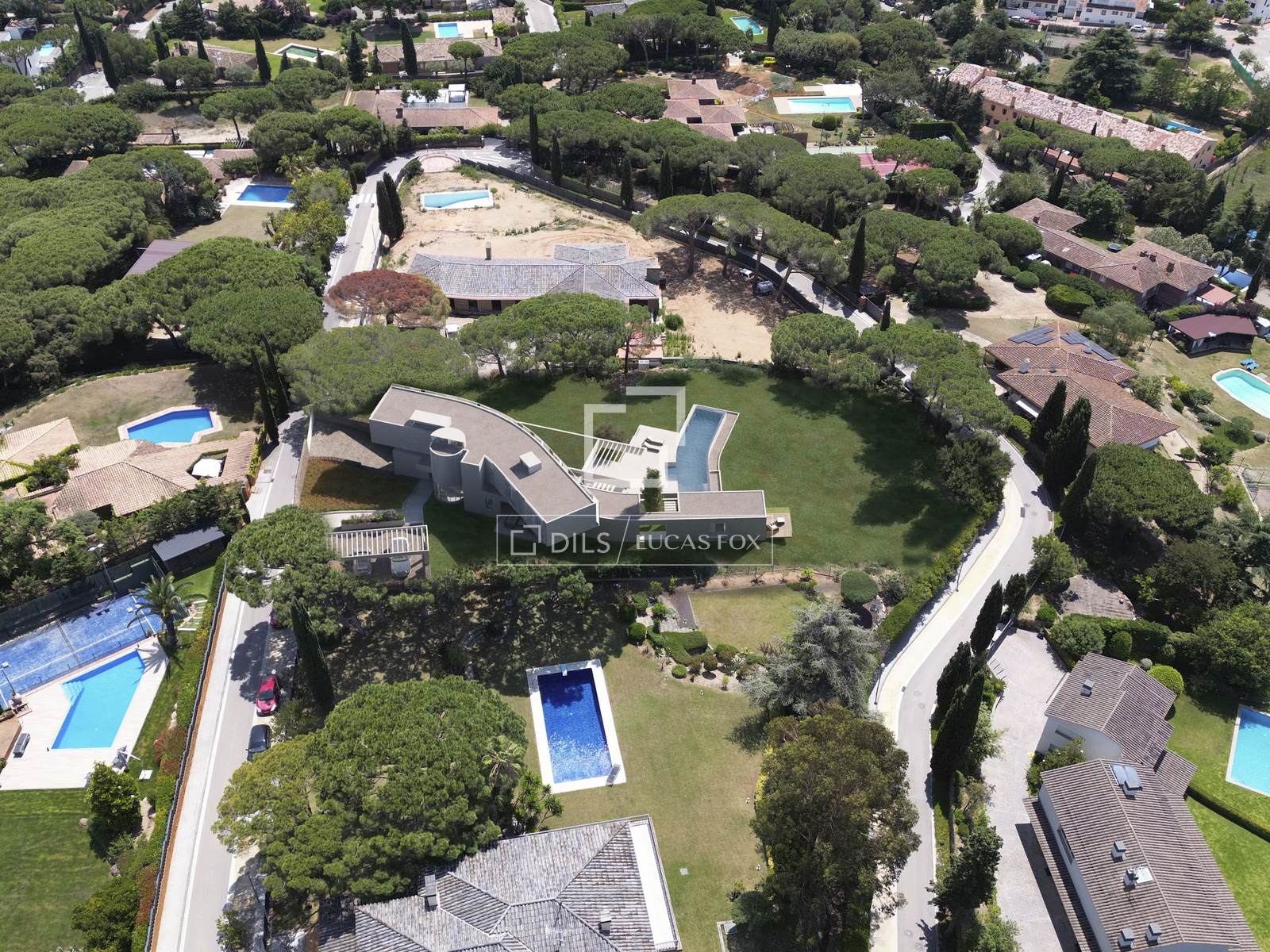 Villa a Sant Andreu de Llavaneres, Barcelona, Spagna 6 camere da letto, 675 mq. N° 150402
