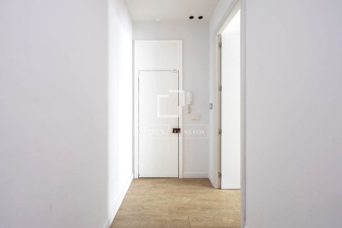 Lägenhet till salu i Barcelona, Spanien 2 sovrum, 71 kvm. Nr. 150404 - foto 30