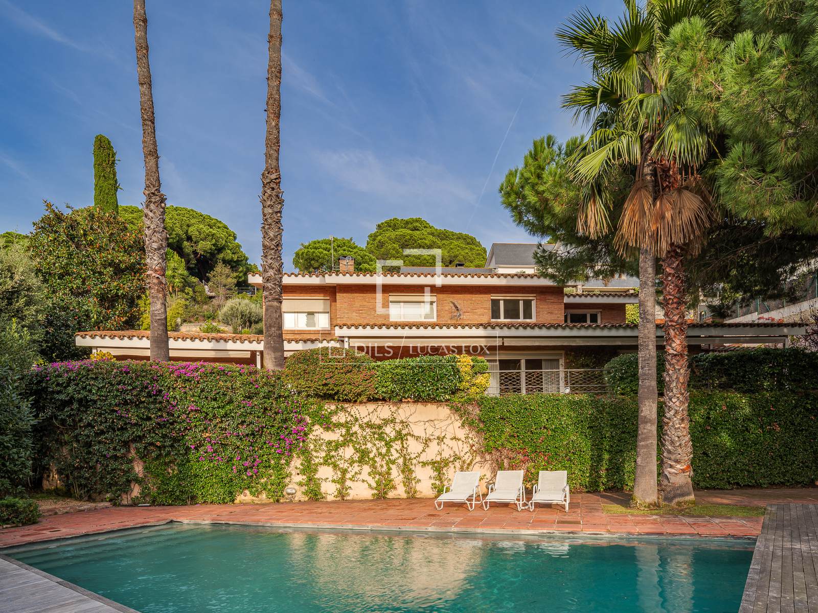 Villa a Premia De Dalt, Barcelona, Spagna 6 camere da letto, 429 mq. N° 150398
