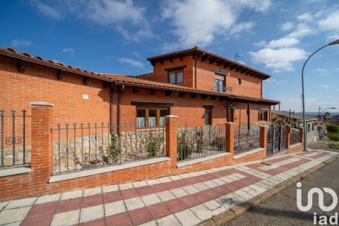 House zum Verkauf in San Andres del Rabanedo, Leon, Spanien 3 Schlafzimmer, 274 m2 Nr. 153827 - Foto 25