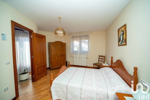 House zum Verkauf in San Andres del Rabanedo, Leon, Spanien 3 Schlafzimmer, 274 m2 Nr. 153827 - Foto 13