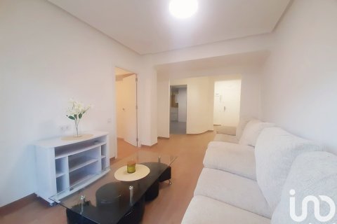 Apartment for sale in Alicante, Spain 3 bedrooms, 83 sq.m. No. 153830 - photo 5