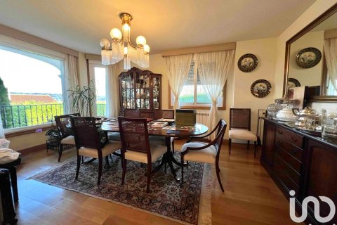 Hus till salu i Bergondo, A Coruna, Spanien 4 sovrum, 437 kvm. Nr. 153832 - foto 22