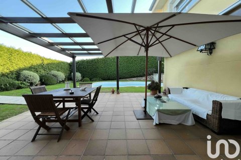 Hus till salu i Bergondo, A Coruna, Spanien 4 sovrum, 437 kvm. Nr. 153832 - foto 5