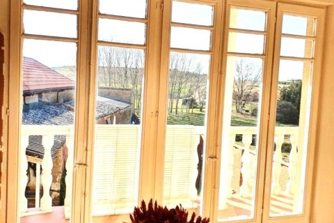 Māja pārdošanā San Justo de la Vega, Leon, Spānijā 4 istabas, 241 m2 Nr. 153831 - attēls 11