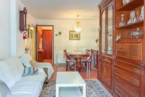Apartment for sale in Esplugues de Llobregat, Barcelona, Spain 3 bedrooms, 98 sq.m. No. 195282 - photo 12