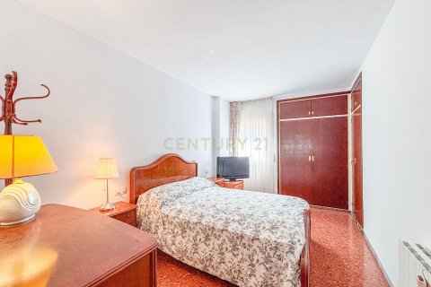 Apartment for sale in Esplugues de Llobregat, Barcelona, Spain 3 bedrooms, 98 sq.m. No. 195282 - photo 19