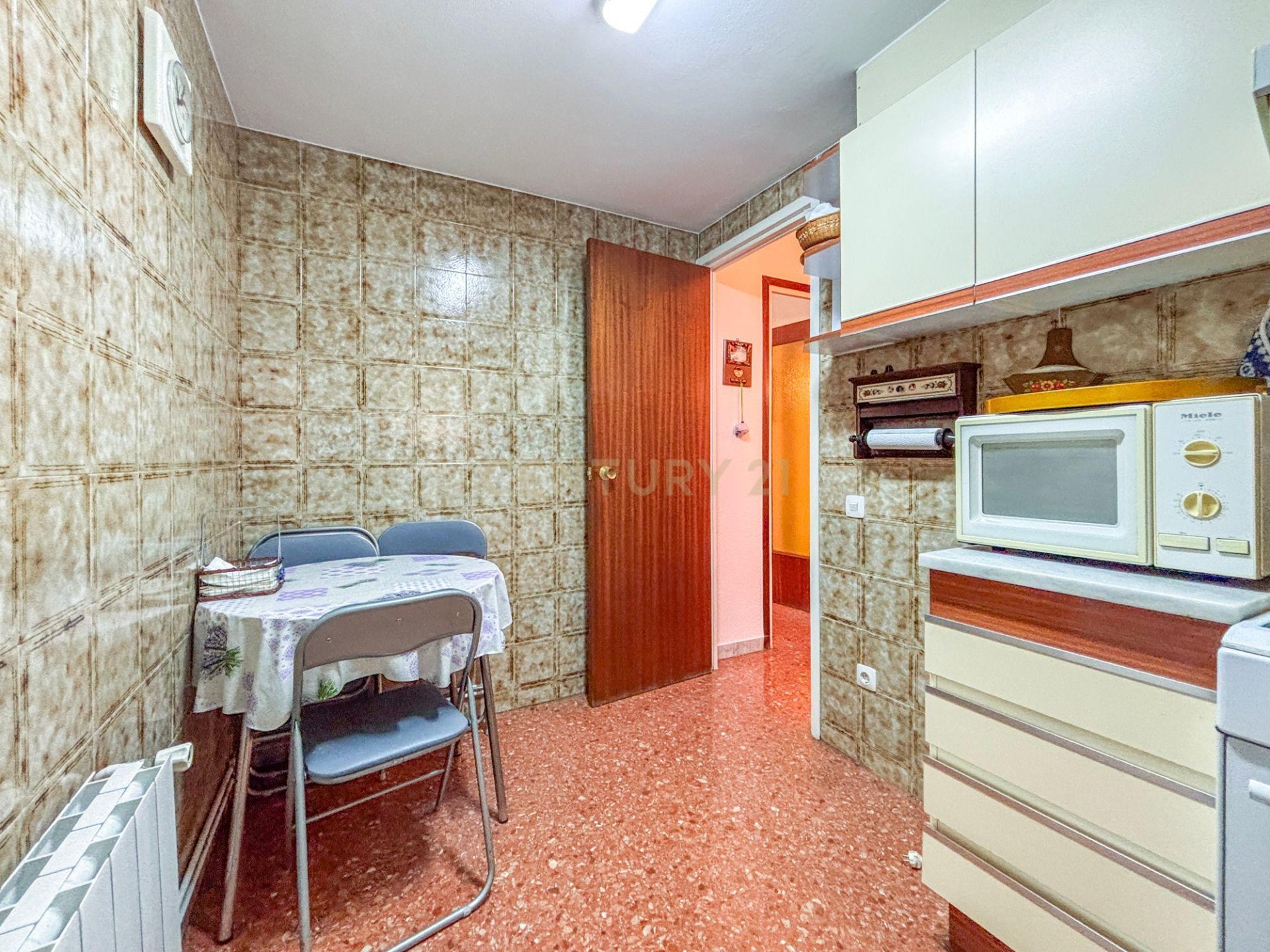 Apartment à Esplugues de Llobregat, Barcelona, Espagne 3 chambres, 98 m2 No. 195282