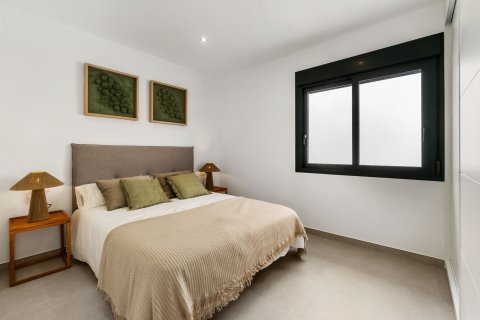 Townhouse for sale in San Pedro del Pinatar, Murcia, Spain 3 bedrooms, 133 sq.m. No. 195279 - photo 7