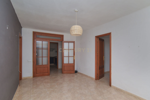 Apartment for sale in Mataro, Barcelona, Spain 2 bedrooms, 80 sq.m. No. 195285 - photo 2
