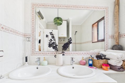 Townhouse for sale in Los Alcazares, Murcia, Spain 2 bedrooms, No. 186890 - photo 10