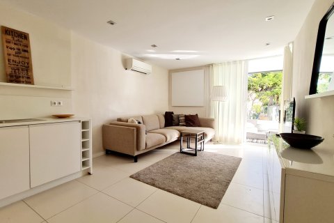 Продажа квартиры Порталс-Нус, Майорка, Испания 3 спальни, 90м2 №139888 - фото 4