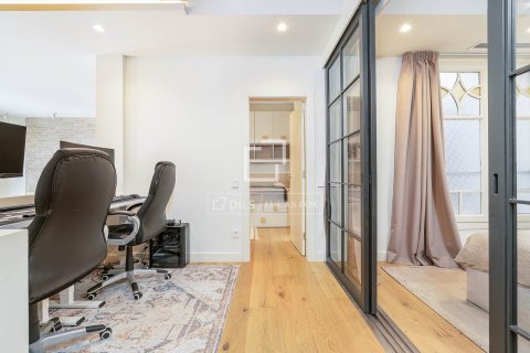 Dzīvoklis pārdošanā Barcelona, Spānijā 3 istabas, 129 m2 Nr. 196225 - attēls 18