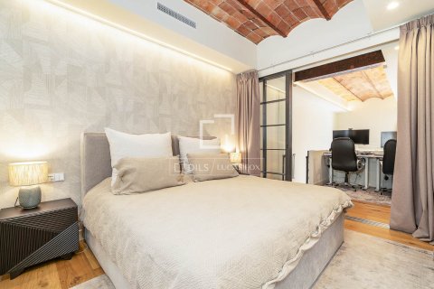 Dzīvoklis pārdošanā Barcelona, Spānijā 3 istabas, 129 m2 Nr. 196225 - attēls 20