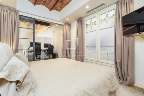 Dzīvoklis pārdošanā Barcelona, Spānijā 3 istabas, 129 m2 Nr. 196225 - attēls 22