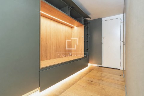 Dzīvoklis pārdošanā Barcelona, Spānijā 3 istabas, 129 m2 Nr. 196225 - attēls 16