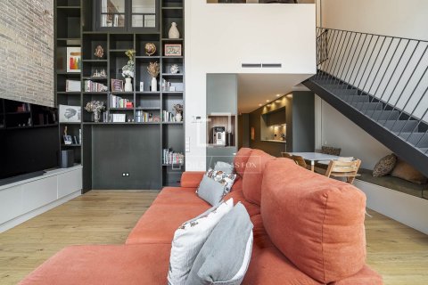 Dzīvoklis pārdošanā Barcelona, Spānijā 3 istabas, 129 m2 Nr. 196225 - attēls 2