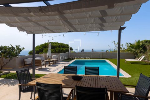 Villa for sale in Alella, Barcelona, Spain 3 bedrooms, 262 sq.m. No. 196223 - photo 5