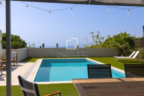Villa for sale in Alella, Barcelona, Spain 3 bedrooms, 262 sq.m. No. 196223 - photo 25
