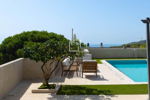 Villa for sale in Alella, Barcelona, Spain 3 bedrooms, 262 sq.m. No. 196223 - photo 4