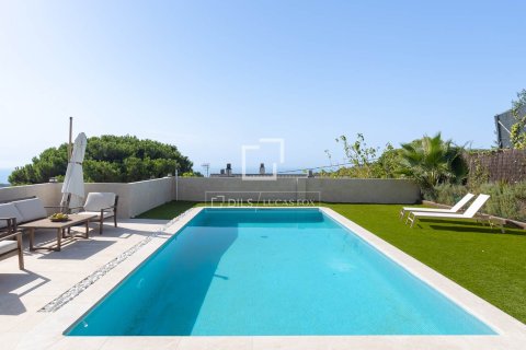 Villa for sale in Alella, Barcelona, Spain 3 bedrooms, 262 sq.m. No. 196223 - photo 27
