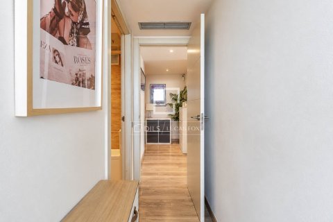 Dzīvoklis pārdošanā Barcelona, Spānijā 2 istabas, 105 m2 Nr. 196224 - attēls 18