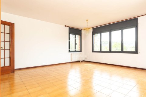 Villa for sale in Sant Cugat Del Valles, Barcelona, Spain 6 bedrooms, 321 sq.m. No. 196226 - photo 15