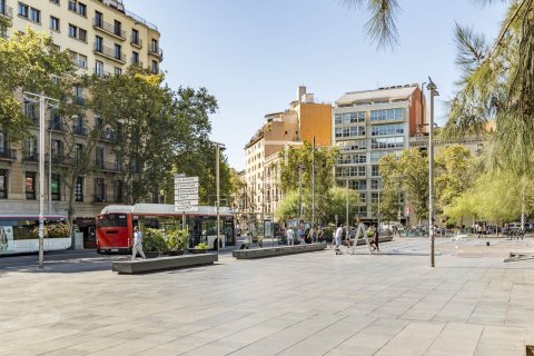Dzīvoklis pārdošanā Barcelona, Spānijā 2 istabas, 92 m2 Nr. 196222 - attēls 5