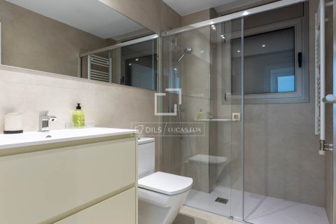 Villa for sale in Vilassar de Dalt, Barcelona, Spain 5 bedrooms, 386 sq.m. No. 150416 - photo 24