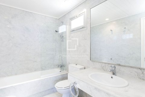 Villa in vendita a Castelldefels, Barcelona, Spagna 6 camere da letto, 770 mq. N° 150412 - foto 13