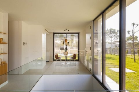 Villa for sale in Gava, Barcelona, Spain 5 bedrooms, 346 sq.m. No. 150414 - photo 10