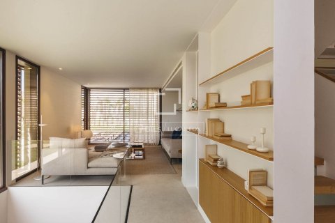 Villa for sale in Gava, Barcelona, Spain 5 bedrooms, 346 sq.m. No. 150414 - photo 8