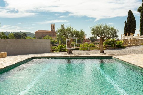 Villa for sale in Tiana, Barcelona, Spain 9 bedrooms, 893 sq.m. No. 150415 - photo 7