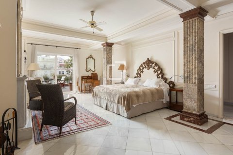 Apartament w Barcelona, Hiszpania 6 sypialni, 581 mkw. nr 150941 – zdjęcie 23