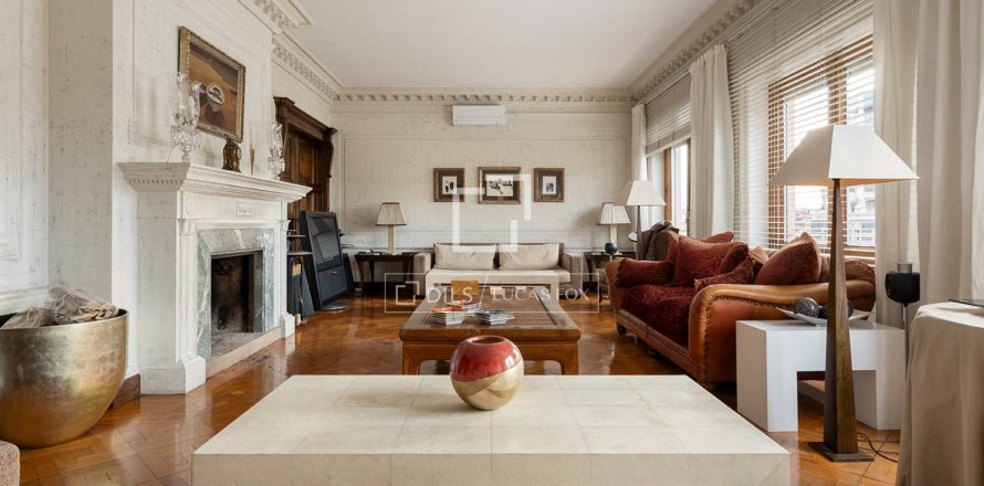 Apartament w Barcelona, Hiszpania 6 sypialni, 581 mkw. nr 150941