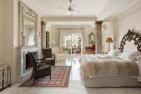 Apartament w Barcelona, Hiszpania 6 sypialni, 581 mkw. nr 150941 – zdjęcie 24