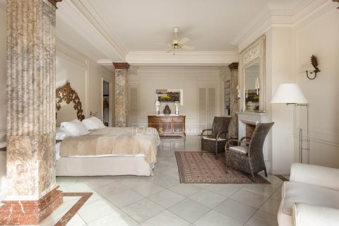 Apartament w Barcelona, Hiszpania 6 sypialni, 581 mkw. nr 150941 – zdjęcie 30