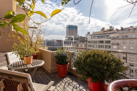 Apartament w Barcelona, Hiszpania 6 sypialni, 581 mkw. nr 150941 – zdjęcie 29