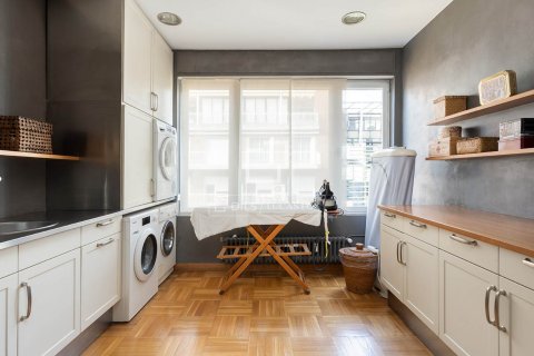 Apartament w Barcelona, Hiszpania 6 sypialni, 581 mkw. nr 150941 – zdjęcie 17