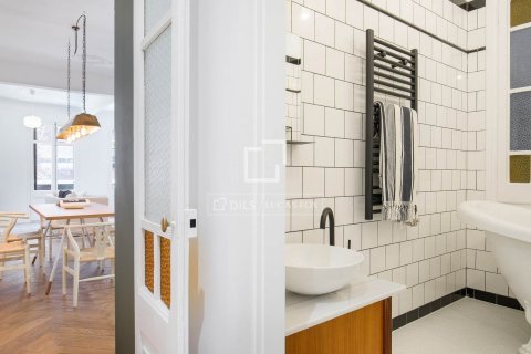 Apartament w Barcelona, Hiszpania 2 sypialnie, 86 mkw. nr 150938 – zdjęcie 14