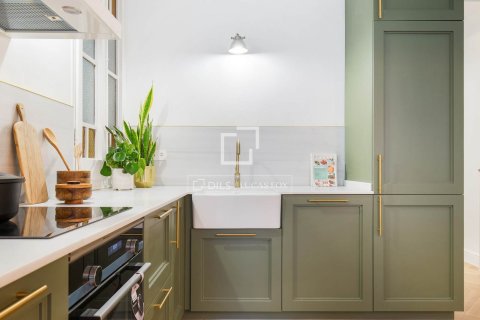 Apartament w Barcelona, Hiszpania 2 sypialnie, 86 mkw. nr 150938 – zdjęcie 6